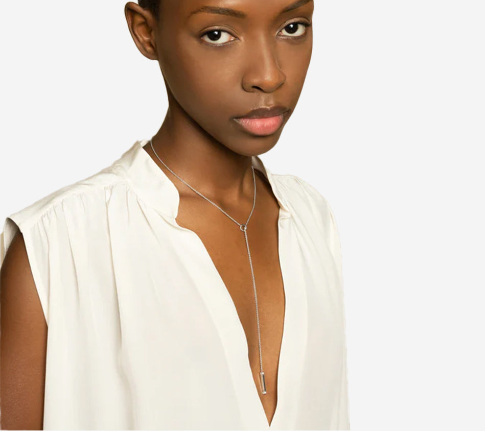 BRT-NECKLACE LARIAT LINEA FINE (WHITE) Serial n. AAB38667 Gold Net Weight 5,38 g