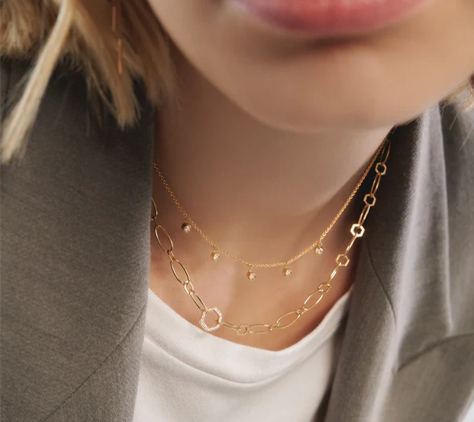 BRT-NECKLACE CHAIN AMULETO Y Serial n. AAB56419 Gold Net Weight 7,0 g